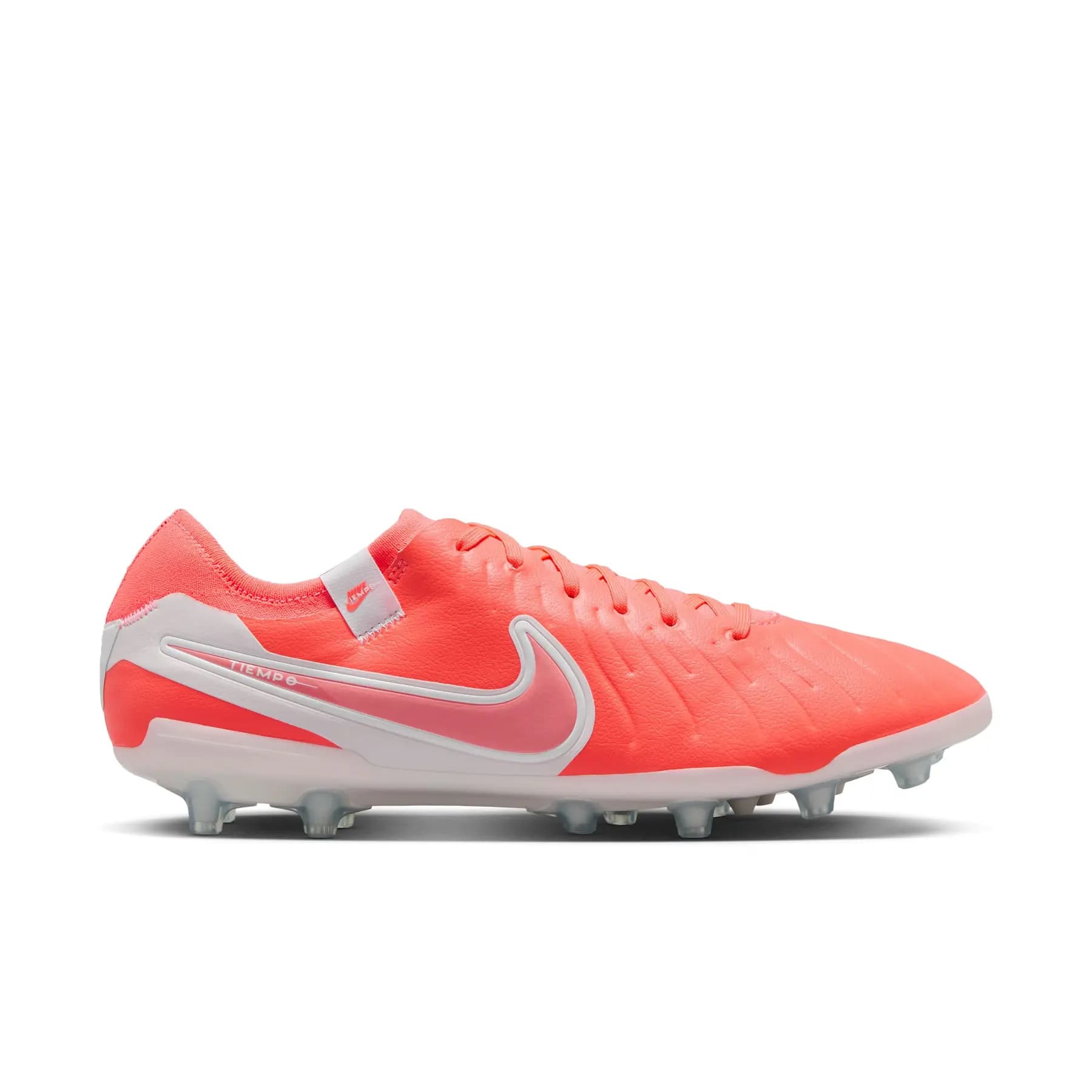 nike legend 10